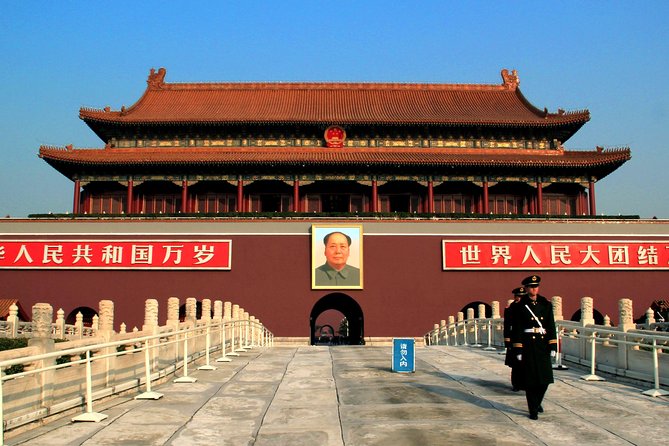 Half Day Walking Tour to Tiananmen Square and Forbidden City - Entering the Forbidden City with an advance ticket