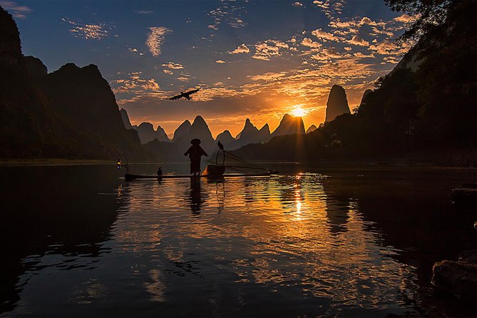Half-day Xingping photographic Sunrise tour with the Fisherman - How much value do you get for $157.07?