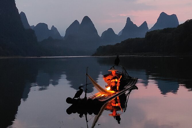 Half-day Xingping photographic Sunrise tour with the Fisherman - Arriving at the Xingping dock