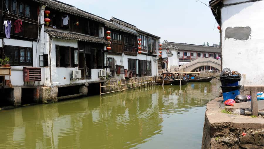 Half-Day Zhujiajiao Water Town Wonders Private Tour - Leaving Shanghai for Zhujiajiao