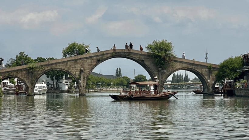 Half-Day Zhujiajiao Water Town Wonders Small Group Tour - Why Zhujiajiao makes a good break from Shanghai