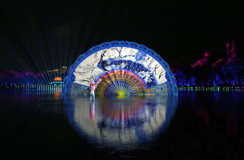 Hangzhou: Impression West Lake Show Enduring Memories of HZ - Finding the floating stage at No. 82 Beishan Road