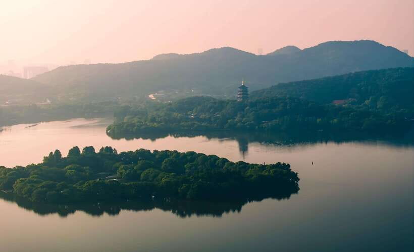 Hangzhou:Luxury West Lake Cruise+Santan Yinyue Island Ticket - Choosing the right pier in Hangzhou