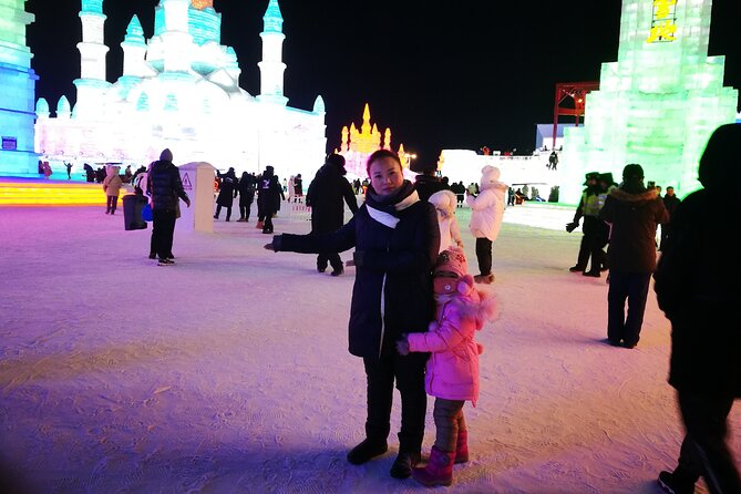 Harbin Winter Warm Clothing Rental - What arrives in the black bag