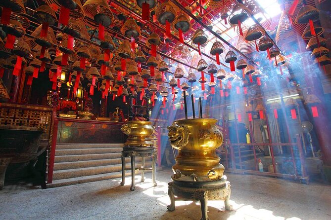 Highlights & Hidden Gems With Locals: Best of Hong Kong Private Tour - Key points to know before booking
