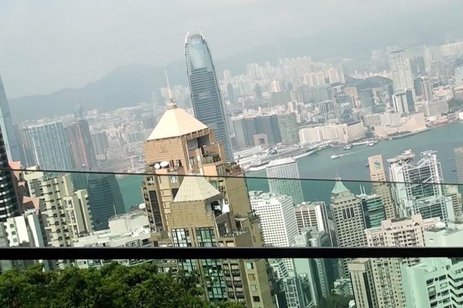Hong Kong Afternoon Sightseeing Tour Plus Dinner Cruise with Hotel Pickup from Kowloon area - Aberdeen and the optional sampan ride