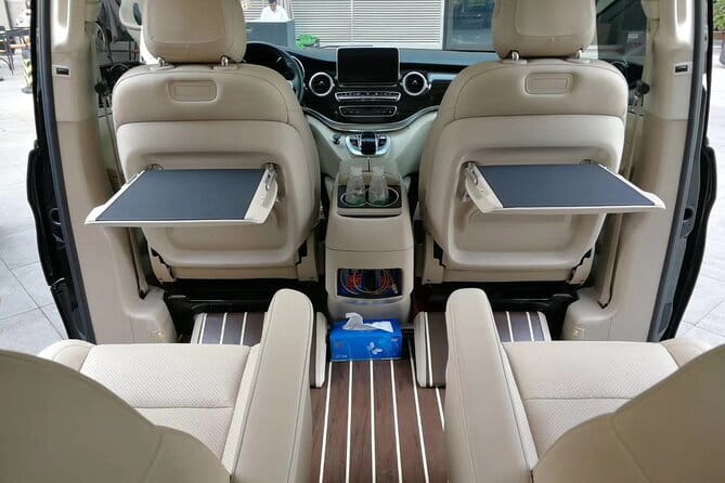 Hong Kong Airport Chauffeur Service, Hong Kong Airport Transfer - Safety, insurance, and the limits of the service