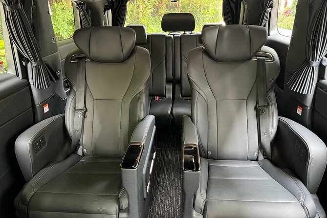 Hong Kong Airport Transfer Luxury MPV - What the ride to your hotel is like
