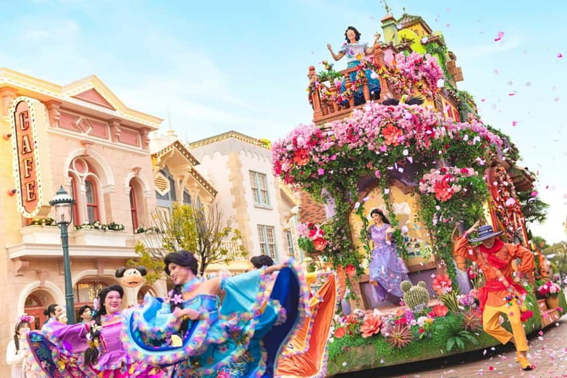 Hong Kong Disneyland: Non-Stop 2-Day Fun Ticket - Why two days work better than one