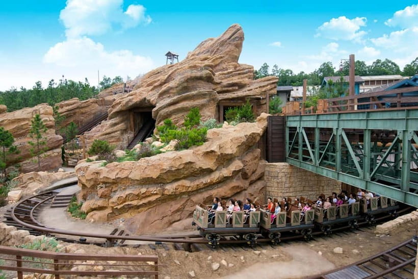 Hong Kong Disneyland: Non-Stop 2-Day Fun Ticket - Practical comfort and access