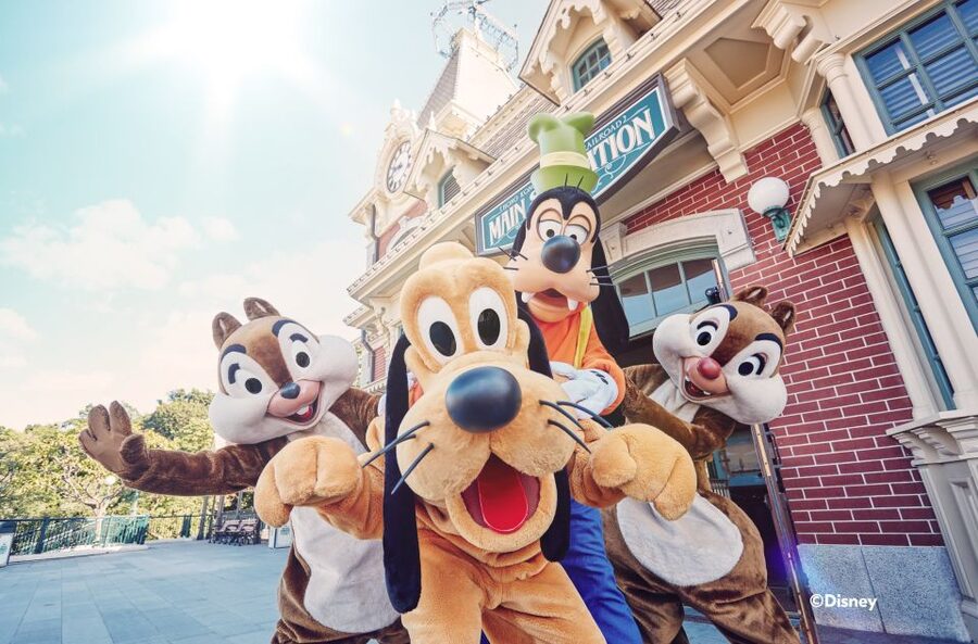 Hong Kong Disneyland Park Tickets - Start with the park’s biggest rides