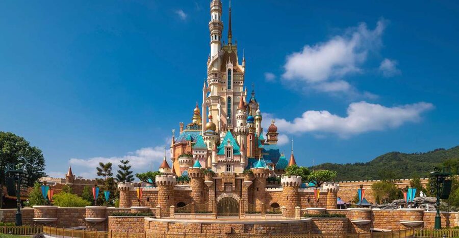 Hong Kong Disneyland Park Tickets - Frozen fans should plan around World of Frozen