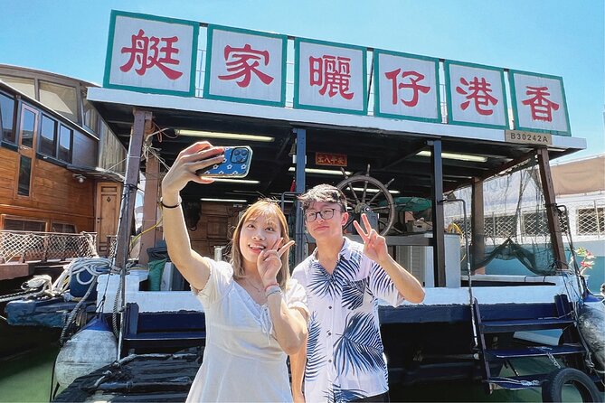 Hong Kong Fisherman’s Wharf: Aberdeen Fishing Village Boat Tour - Commentary, timing, and the practical weak spots