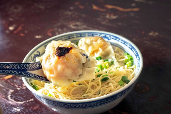 Hong Kong Food Tour: Central and Sheung Wan Districts - Starting in Central, Where Modern Hong Kong Meets Old Streets