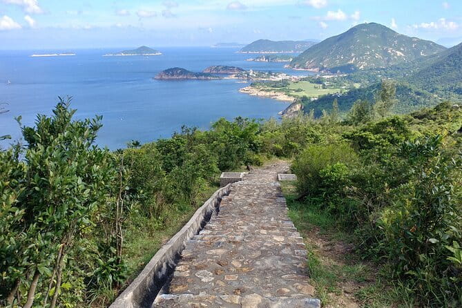 Hong Kong Full-Day Private Walking Tour with a Local Guide - Central, Tai Kwun, PMQ, and Man Mo Temple