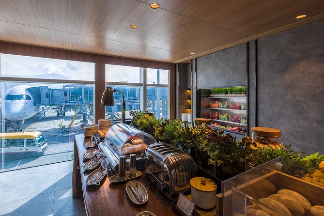 Hong Kong International Airport Plaza Premium Lounge Access - Finding the right lounge without a long walk