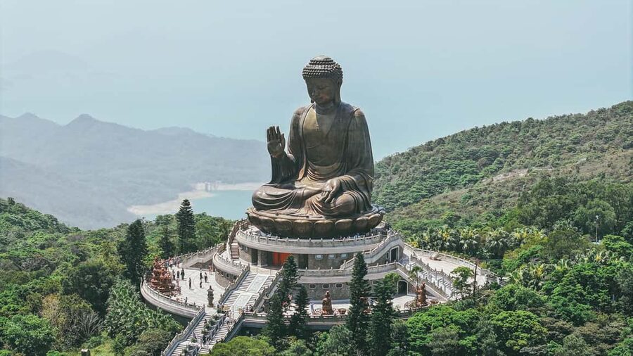 Hong Kong: Lantau Private Coach, Tai O & Big Buddha Tour - Why Lantau makes a good half-day escape