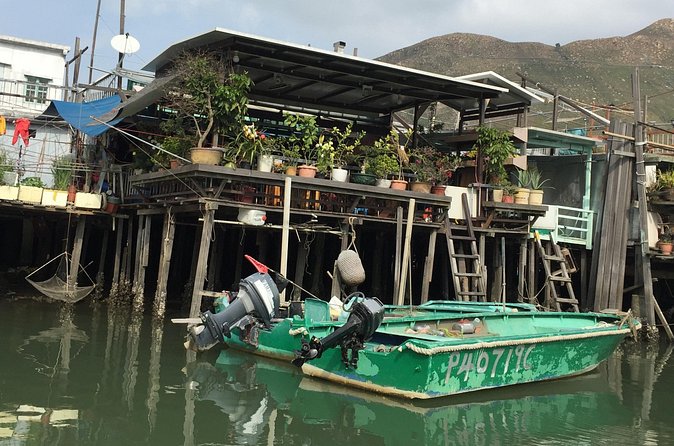 Hong Kong Lantau Tour with Big Buddha, Tai O Village & Snacks - Tai O, where the city feels far away