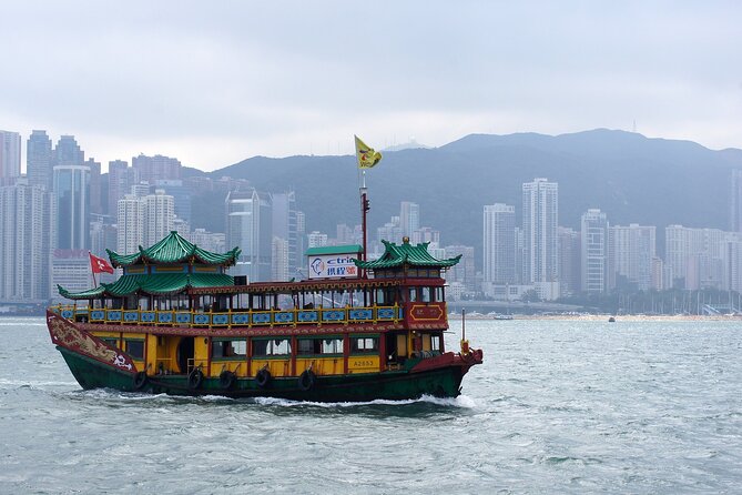 Hong Kong : Must-See Attractions Walking Tour With A Guide - Statue Square: Hong Kong’s polished front door