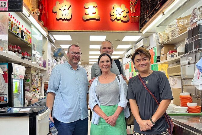Hong Kong Private Food Tour with Michelin Street Food - Tea culture at a 60-year-old tea house