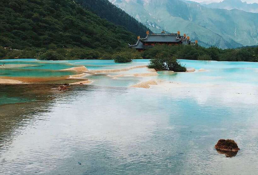 Huanglong Scenic Area: Explore Stunning Five-Colored Ponds - Golden Sand Pavement and the forest sections
