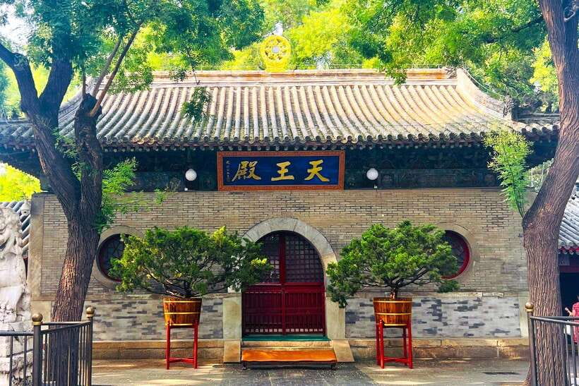 Hutong Walking Tour: Discover Real Beijing without Crowds - Zhuanta Hutong, where the route feels most local