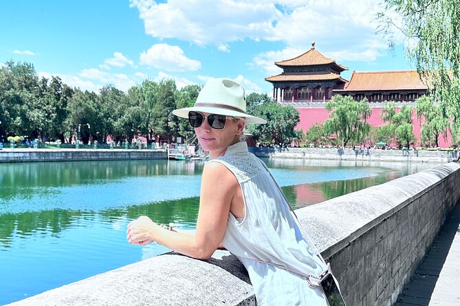 Imperial Secret-Forbidden City and Jingshan Park Small Group Tour - Meeting at Hotel Kapok Beijing