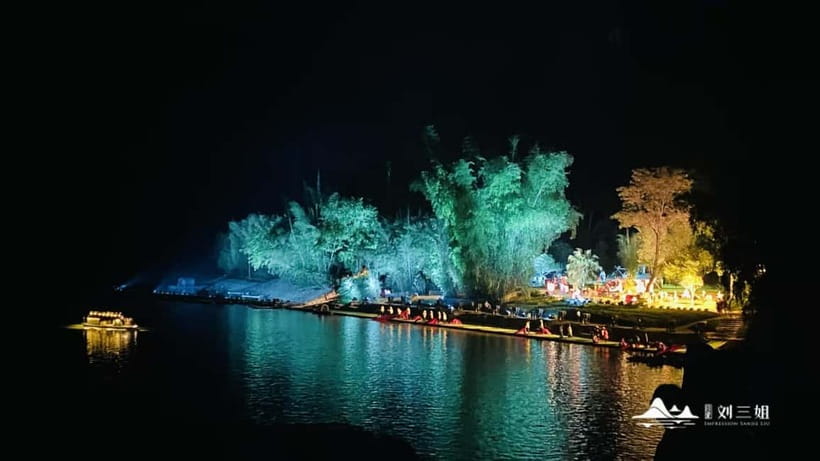 Impression of Liu Sanjie in Yangshuo, Guilin - More than 600 performers across a two-kilometer stage