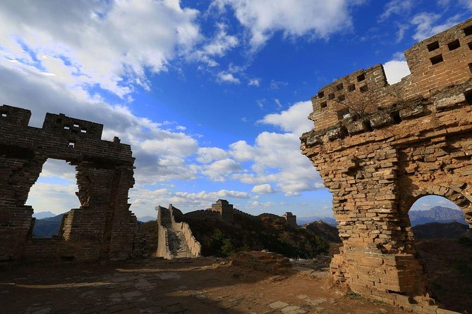 Jinshanling Great Wall Hiking: Guide/Driver Package with Tickets - What makes the hike special