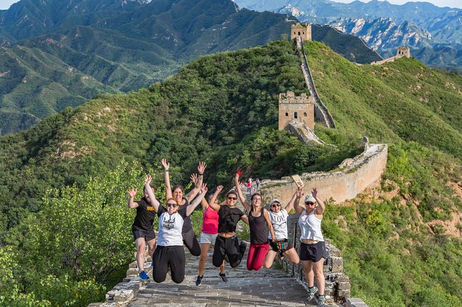 Jinshanlingi Great Wall Private sunset tour - Lunch, water, and the value of the $260 price