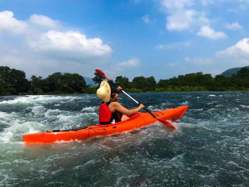 Kayaking tour with Local Guide( dry suit for winter) - A calm alternative to Guilin’s busier sights