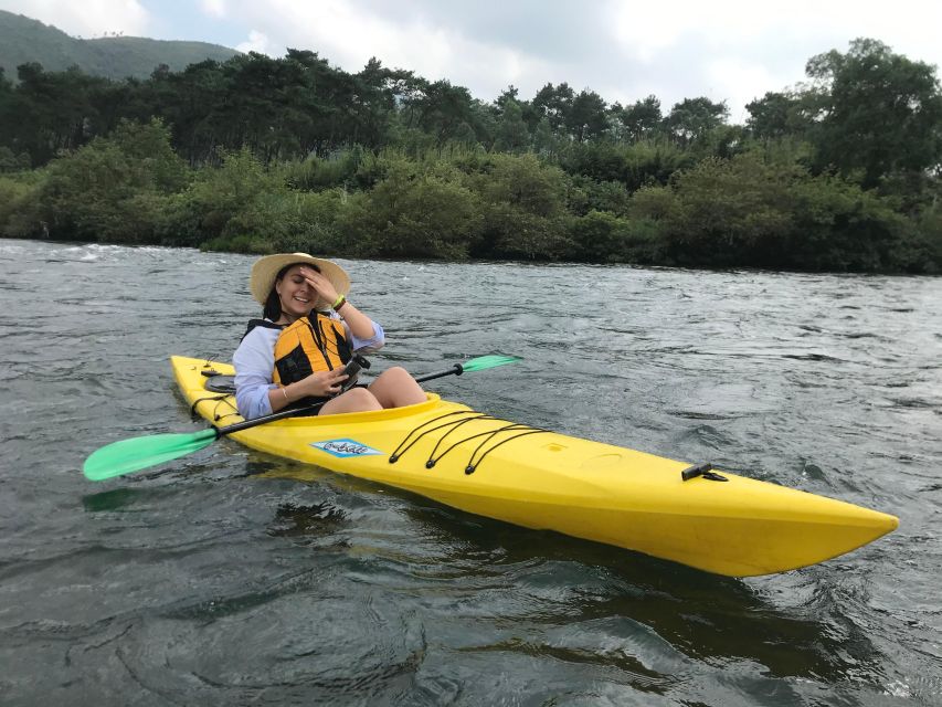 Kayaking tour with Local Guide( dry suit for winter) - Meeting at Wanda Plaza and heading north