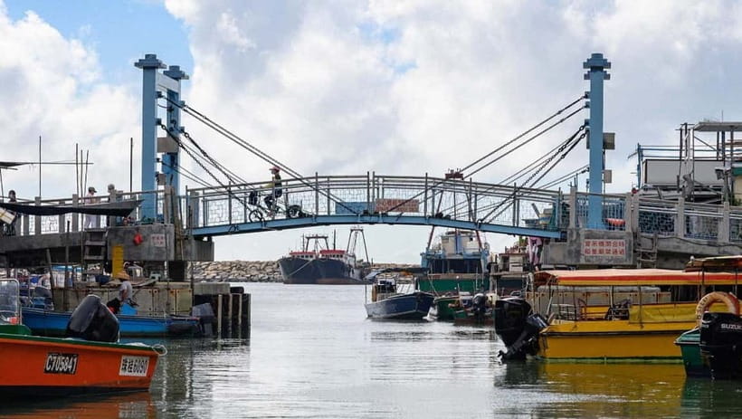 Lantau Island: Priority Cable Car, Tai O & Direct Transfer - What the $79 price really buys you