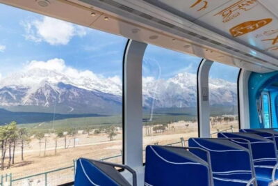 Jade Dragon Snow Mountain for Foreign Tourists