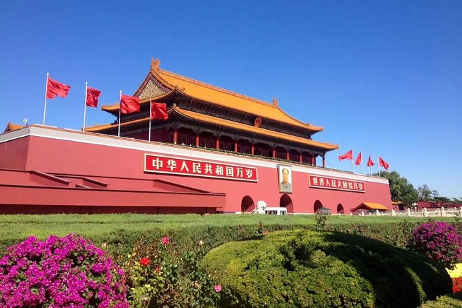Local's Beijing: Forbidden City Insider Tour +Temple +Duck Feast - Nanluoguxiang Hutong: a change of scale