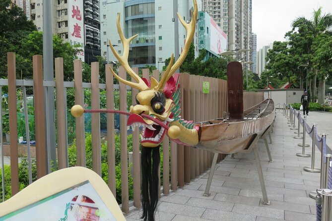 Lunar New Year Preparation Group Tour - Hong Kong Island - Antique Street, lai see, greetings, and calligraphy