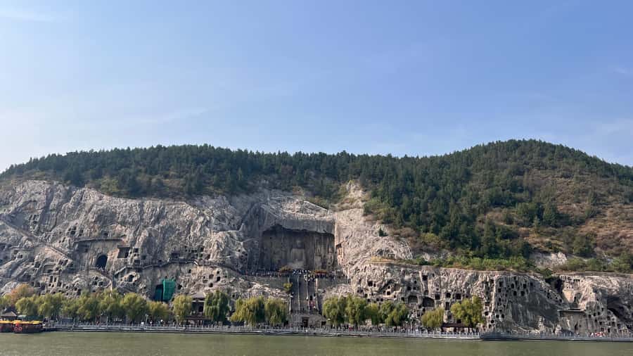 Luoyang: Day tour from Xian or LuoYang with tickets options - Private touring makes the complicated route easier