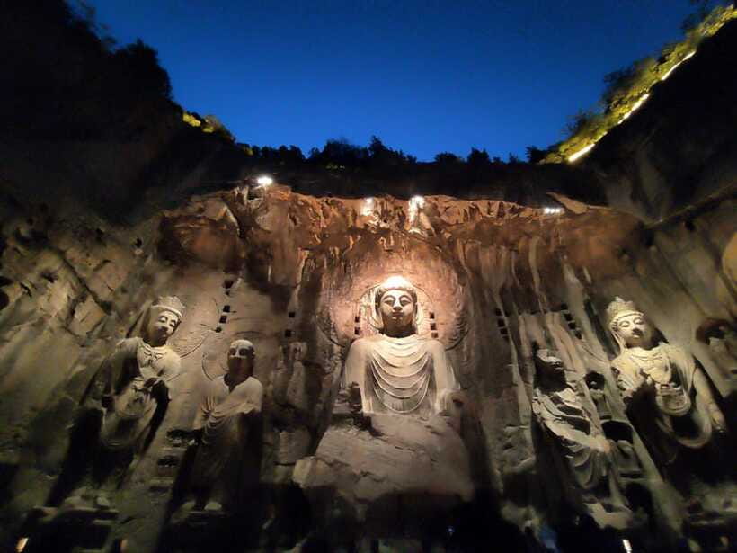 Luoyang: Longmen Grottoes Optional Tours or Tickets Only - Why a guide can be worth the extra money