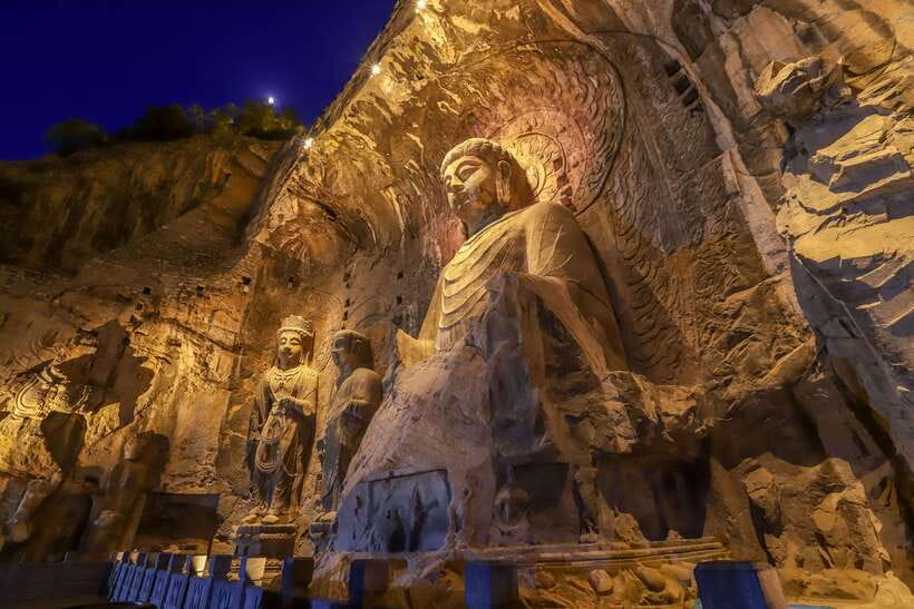 Luoyang: Longmen Grottoes Optional Tours or Tickets Only - The four-hour visit versus the eight-hour day