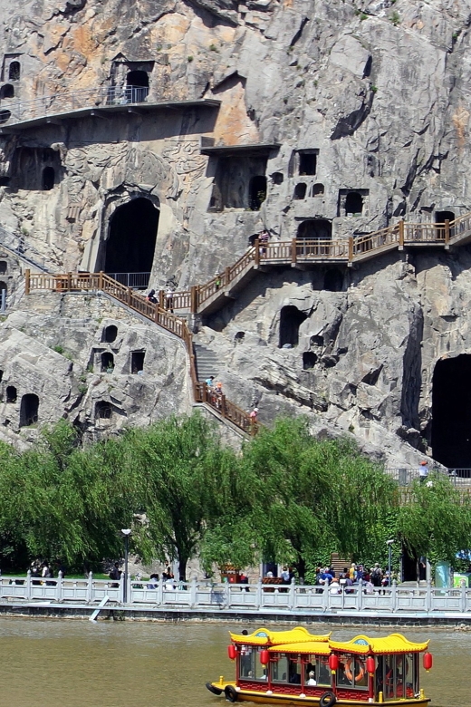 Luoyang Private Day Tour to Shaolin Temple&Longmen Grottoes - The Longmen boat cruise and the best wide view