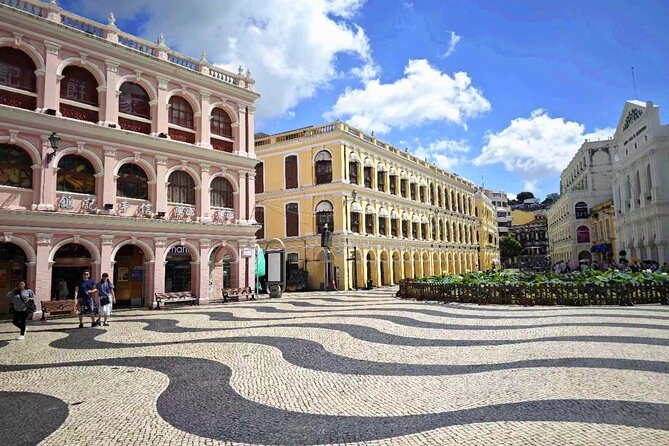 Macau Private Tour with an Insider - Wynn Palace and Macau’s casino side