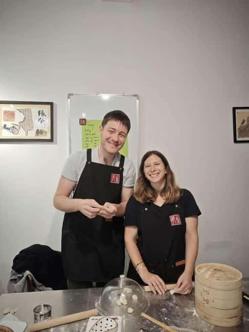 Make Soup Dumpling: Vegan or Pork in Shanghai Shikumen - The food and tea stories between the folds