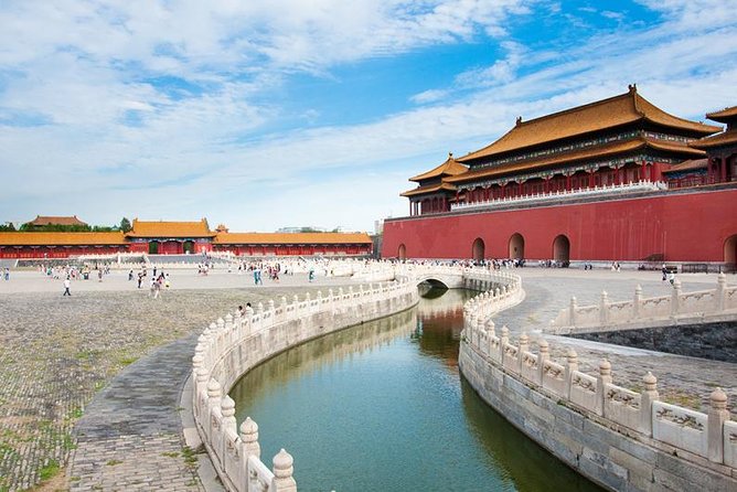 Mini Group: Beijing Forbidden City Tour with Great Wall Hiking at Mutianyu - Entering the Forbidden City with reserved admission
