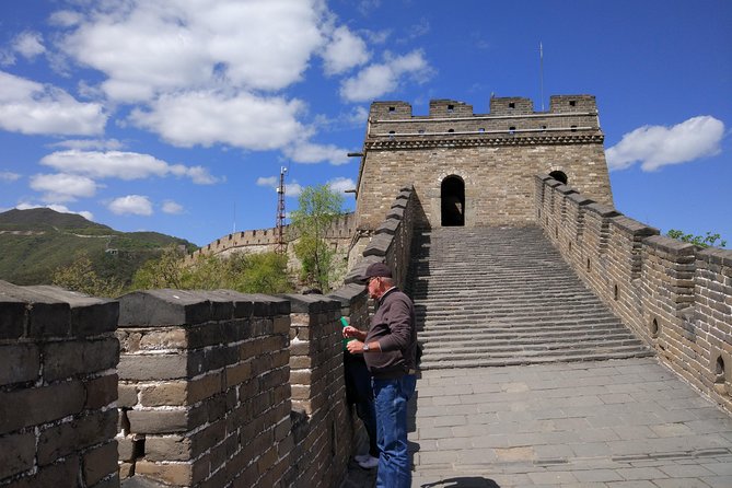 Mini Group: Half-Day Great Wall at Mutianyu Hiking Tour - The chairlift and toboggan option