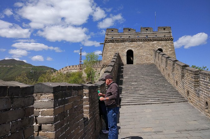 Mini Group: Half-Day Great Wall at Mutianyu Hiking Tour - Timing, weather, and practical limits