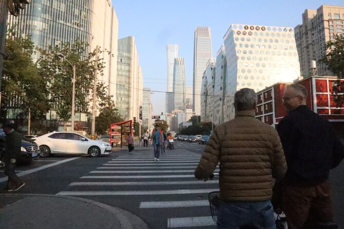 Modern Beijing Discovery by Bike - Parkview Green: art, shopping, and environmental design