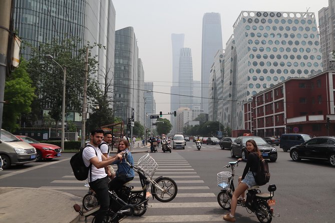 Modern Beijing Discovery by Bike - What the guide adds to the ride