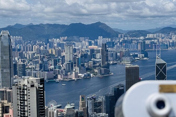 Morning Tour - Deluxe Hong Kong Island Tour with Hotel Pickup in Kowloon - Stanley Market and the seaside promenade