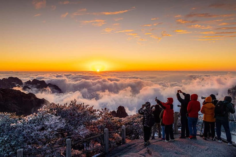 Mount Huangshan: Highlights Tour in Huangshan full-day - Why Huangshan deserves a full day