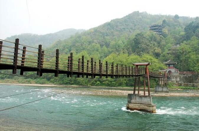 Mount Qingcheng and Dujiangyan Irrigation System Private Day Tour from Chengdu - Key points at a glance